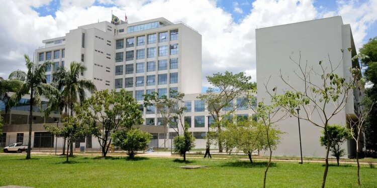 USP: alunos mantêm ocupação de reitoria e pedem reabertura de diálogo