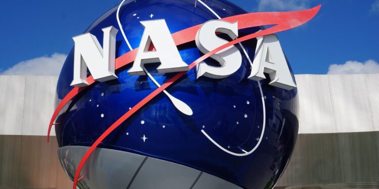 NASA planeja até três missões lunares antes do fim de 2026