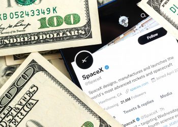 Musk desafia Wall Street, mas falta de lucro atrapalha